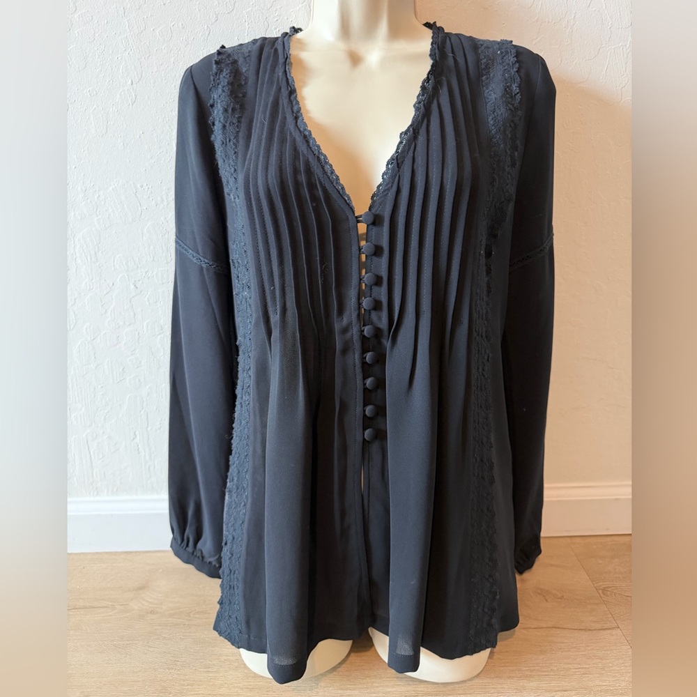 Lynn Adler women’s Elegant Black Women's Top blouse boho size small
